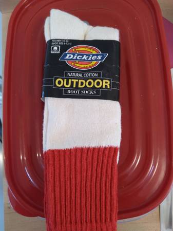 2 PAIR DICKIES BOOT SOCKS. 1