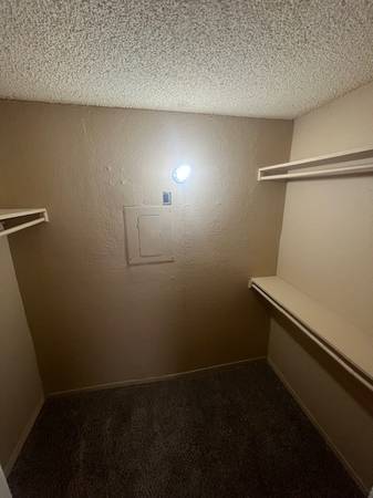 $1,059 / 2br - 900ft2 - 2B/2B - Water & Trash Included - Jenks School (The Summit of Jenks)63982131674882123