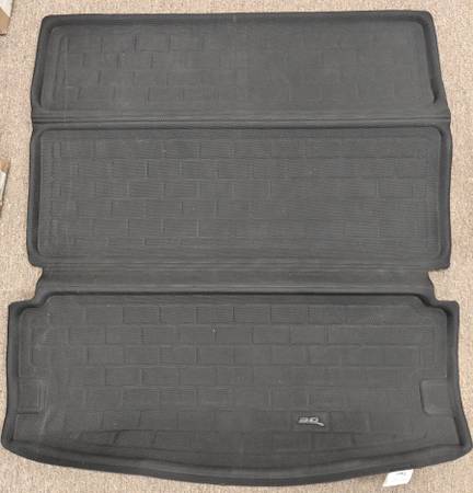 Dodge Durango cargo mat 1