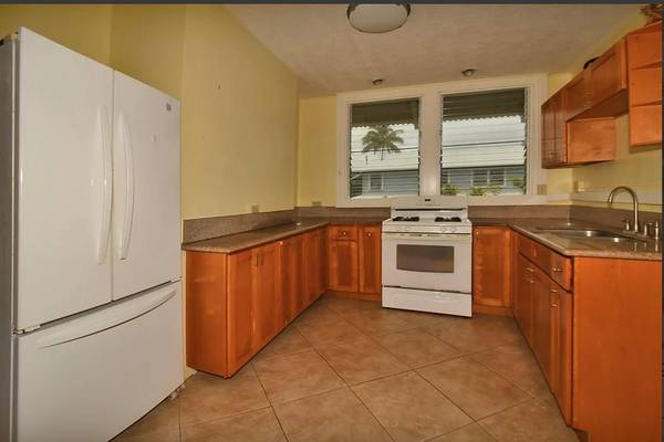$2,500 / 3br - Casa de alquiler de 3 habitaciones en Papaikou (Papaikou)63686654082051123