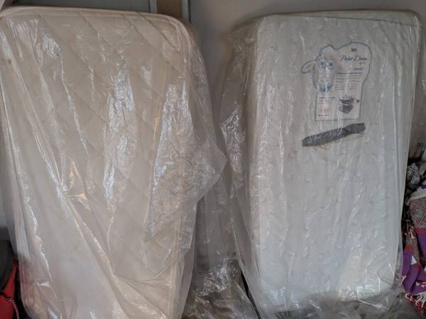 FREE crib sheets & 2 mattresses 1