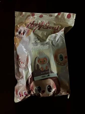 POPMART THE MONSTERS LABUBU HAVE A SEAT VINYL FACE BRAND NEW GENUINE 1