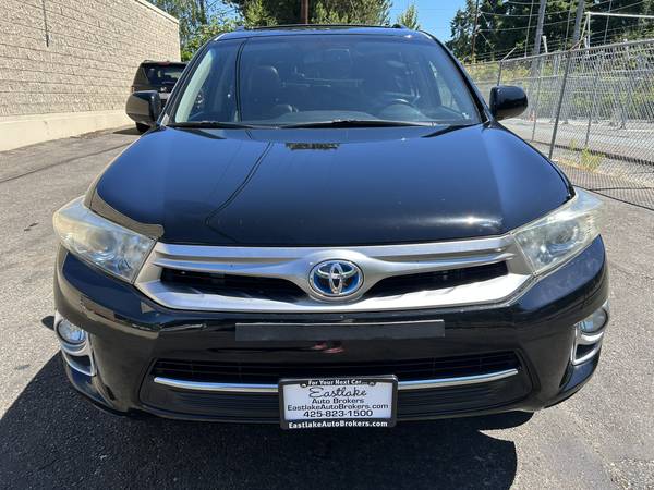 2013 Toyota Highlander Hybrid Limited 4WD --Cuero, Navegación, Tercera Fila-- - $18,950 (kirkland)63617178670081121