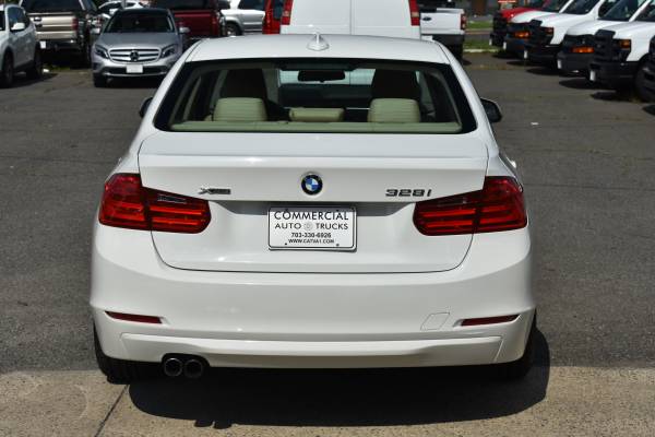 Serie 3 BMW 328i xDrive Sedán 2013 - $11,995 (Manassas)63616499931651124