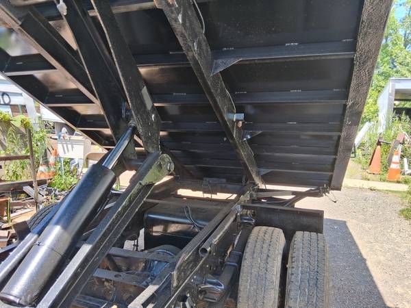 2007 Isuzu npr Double cab - Photo 6