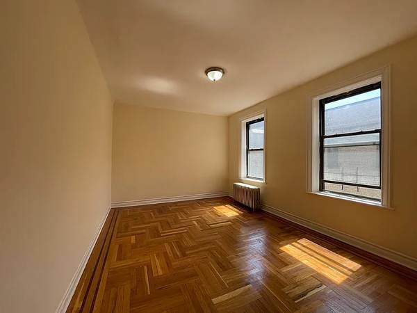 $1,200 / 2br - 2125 Roosevelt Ave, Berkeley, CA , USA (berkeley)63868036648705121