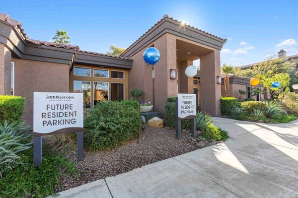 $1,425 / 1br - 908ft2 - Affordable 1 bed 1 bath! Near public transportation (Mesa - Sloan Park)64024822439427122