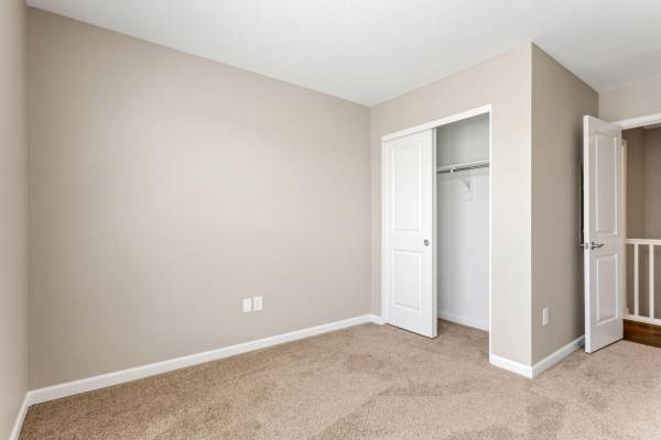 $1,800 / 2br - 959ft2 - 2 BD, Kitchen Pendant Lighting, Two Tone Interior Paint (8300 Sheridan Boulevard, Westminster, CO)63973361132930124
