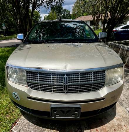 2010 LINCOLN MKX - $2,500 (Jacksonville)63470247287041121