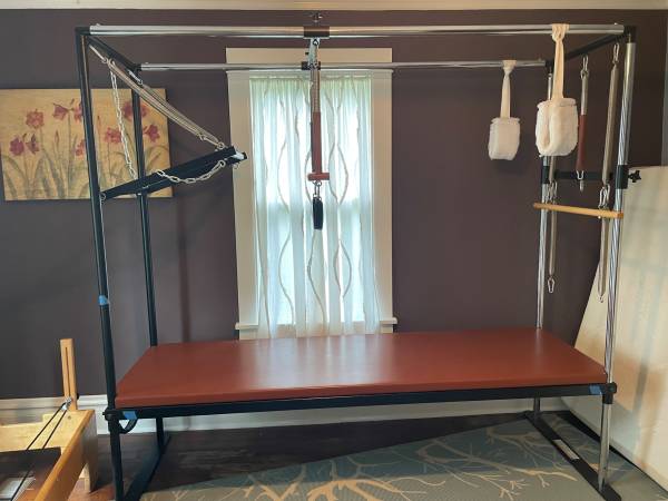Stott Pilates Cadillac/Trapeze Table 1