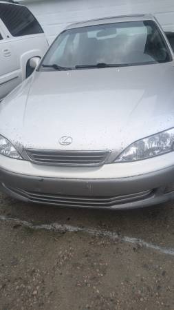 2001 Lexus ES300 1