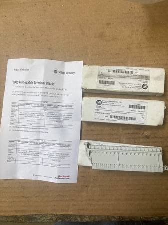 3 5069-RTB18-SCREW 1