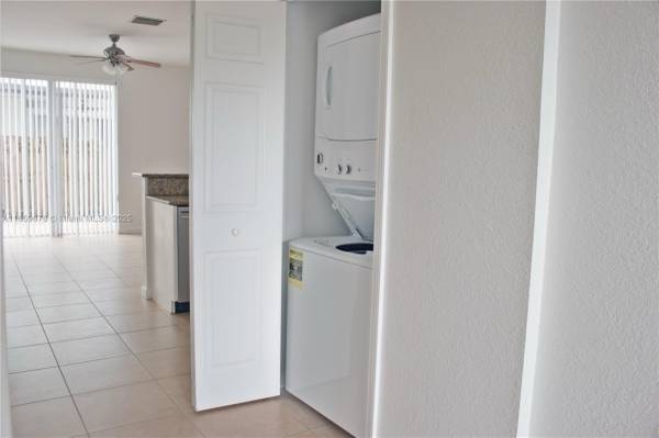 $2,250 / 3br - For rent (Homestead)64002016872962121
