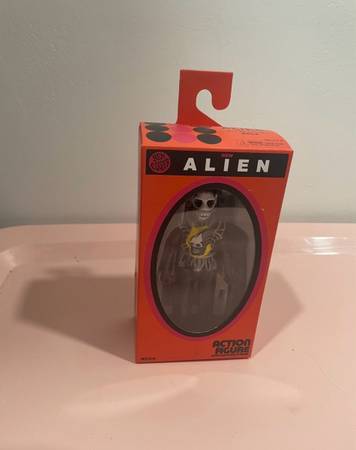 NECA Ben Cooper ALIEN Costume & Mask Action Figure 5.5" GOOD CONDITION 1