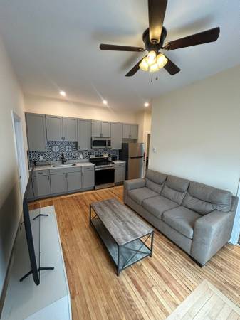 1 416 Pearl Street #2 - AVAILABLE JUNE 1st, 2026 1