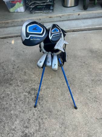 For Sale - Top Flite Kids Golf Set 1