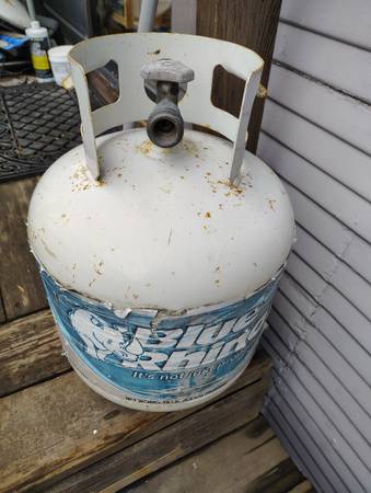 5 Gallon Propane Tank 1