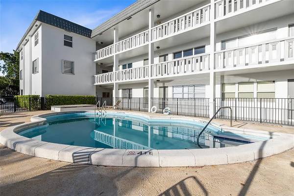 $174,999 / 1br - 610ft2 - 1/1 Condo en ubicación privilegiada - ¡Listo para mudarse! 🌟** (Imperial Point)63825138848003120