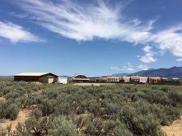 $2,500 / 1br - 1800ft2 - SUNNY EARTHSHIP HOME HAS IT ALL (TAOS      EL PRADO)63659781595393120