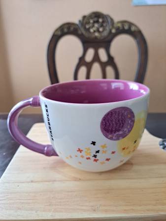 Starbucks mug 1