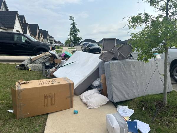 ♻️JUNK / TRASH REMOVAL SAME DAY♻️ FRIDGE / HOT TUB / APPLIANCES 1