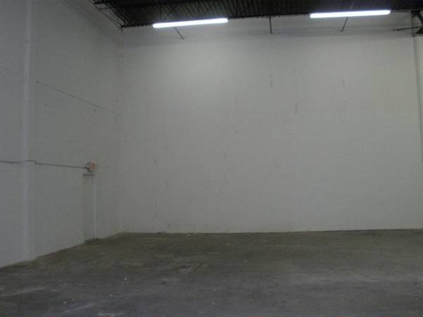 $1.834 / 1000 pies² - ALMACÉN DE 1000 SF EN ALQUILER, OFICINA, PUERTA CORREDIZA, ZONA EXCELENTE, LISTO PARA OCUPAR (NORTH LAUDERDALE, FL, DISPONIBLE AHORA)63379877930371122