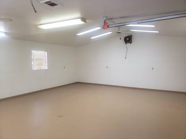 $875 / 850ft2 - Garage Storage (Lake Worth Beach)63825137265539122