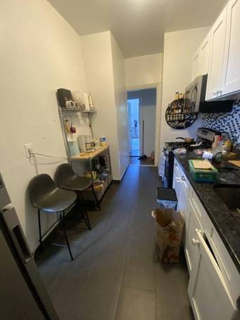 $1,050 / 1500ft2 - Habitación grande soleada llena de plantas con ambiente bohemio en Prospect Park! (Prospect Park/Brooklyn)63862609043971124