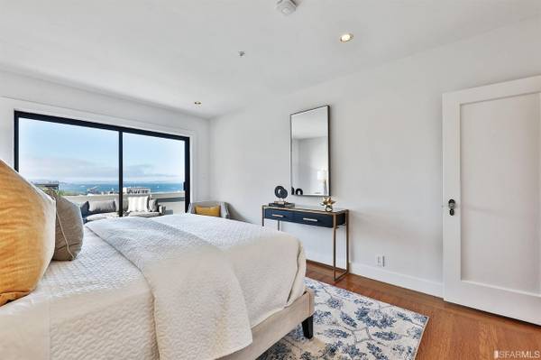 $2,800 / 1br - 1050ft2 - Gorgeous Elegant Plus Oversized 1bdrm 1ba Prime Retail (financial district)63824660312321124