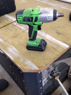 IMPACT DRIVER 1/2 1