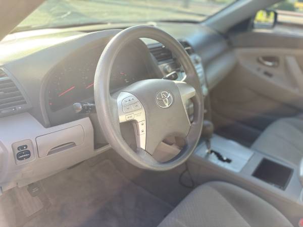 2009 Toyota Camry – Clean Title – Excellent Condition - $6,400 (Issaquah)63617308227203122
