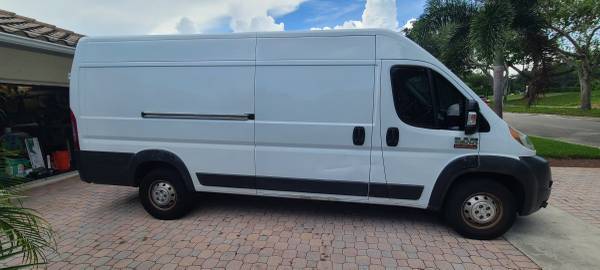 2016 Ram Promaster 3500 EXT, pocos kilómetros - $14,995 (Lake Worth)63489287357699121