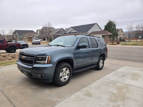 2009 Chevy Tahoe 1