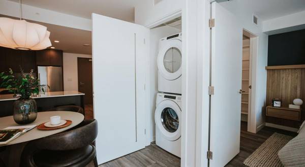 $3,147 / 1br - 548ft2 - Must see amenities! 1 BR 1 BA 548 SF It's all here! (Denny Triangle)63688479816961122