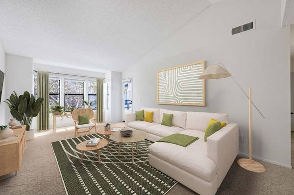 $2,895 / 2br - 1000ft2 - Thoughtfully Designed, Dishwasher, Two Spas63800428262787124