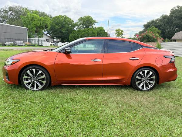 🔥2019 NISSAN MAXIMA PLATINUM🔥LOW MILES🔥CLEAN TITLE - $10,900 (10006 aldine westfield rd, houston, Tx 77093)63617061359875122