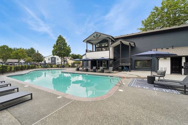 $2,045 / 2br - 1023ft2 - September Magic: Find Your Perfect Apartment One Month Free Today! (6305 S 238th Pl, Kent, WA)63850755942275124