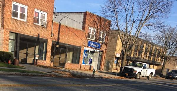 Office Space for Rent 300-500-1200 Sq’ on level and second floor 1