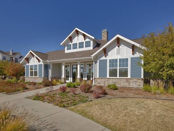 $1,742 / 2br - 1144ft2 - Attached Garages, Heated Swimming Pool, Resident Lounge (North Colorado Springs)63668452937475123