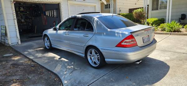 C32 AMG MERCEDES - $6,500 (NEWARK)63469907171969122