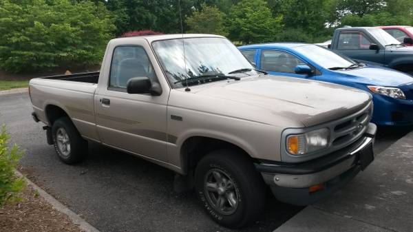 1997 Mazda B2300 4cyl auto transmission - $3,800 (West Knoxville)63625105425795122