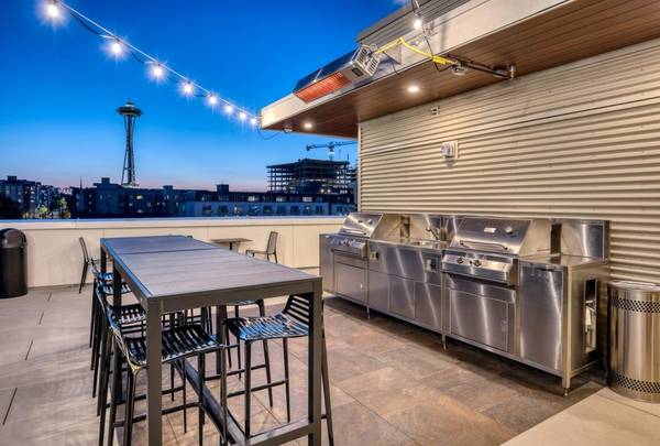 $2,260 / 1 dormitorio - 644 pies² - Recepción de paquetes, almacenamiento, centro de negocios, armarios amplios (South Lake Union)63688462313729122