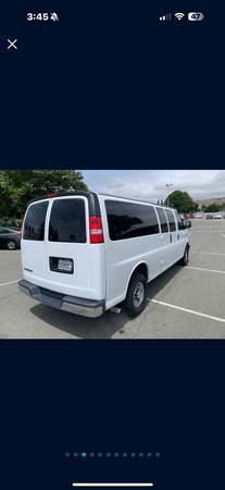 2017 Chevy express van - $17,000 (fremont / union city / newark)63624172359681122