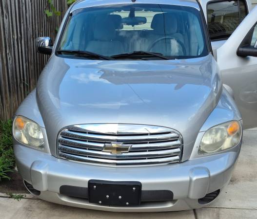 ¡Deportivo! 2007 Chevy HHR LT, pocos kilómetros - $2.999 (Condado de Kenosha)63470430999043121