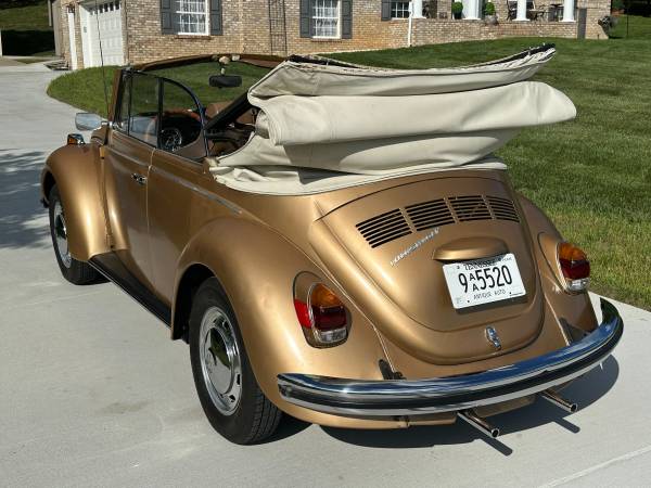 1971 VW Super Beetle Convertible - $12,500 (Spring Hill)63621438901379124