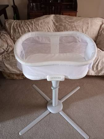 Halo baby crib 1