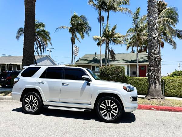 Toyota 4runner limited 2015 - $21,450 (Inglewood)63470772853121123
