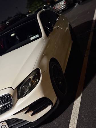Mercedes E300 2017 - $19,000 (Brooklyn)63654712945283121