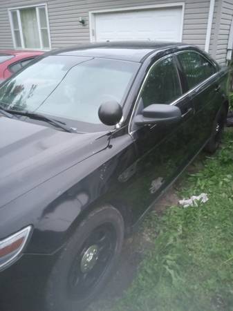 Ford Taurus 2013 - $4000 (Danville)63625059119873121