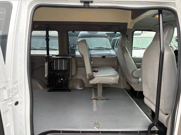 2014 Ford E-250 Econoline Extended - Photo 15